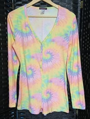Grumpy & Gorgeous Pastel Tie-Dye Long Sleeve Romper Sleepwear Womens SZ L